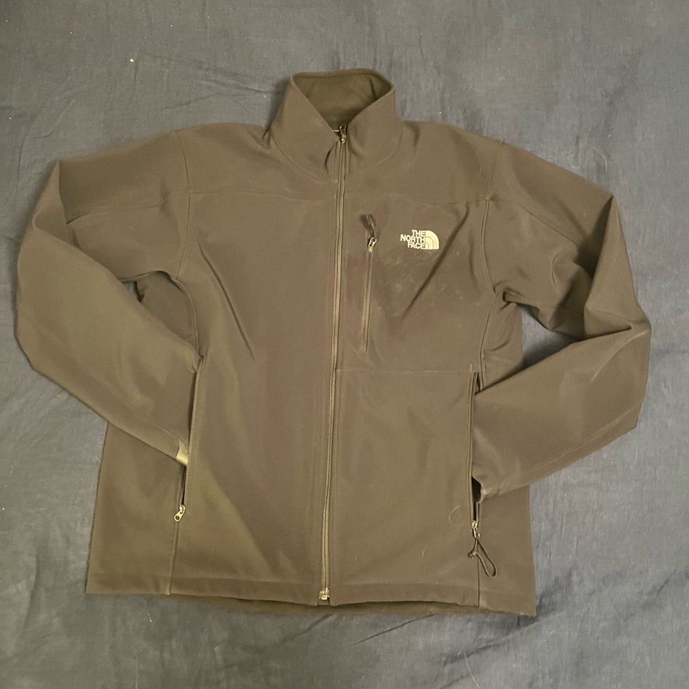 Men’s North Face Apex Softshell Jacket, black, medium